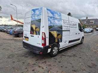 krockskadad bil bedrijf Nissan Nv400 2.3 16V 2020/4