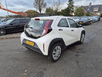 uszkodzony samochody osobowe Toyota Aygo 1.0 12V 2023/7