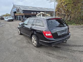 Mercedes C-klasse 2.2 CDI 16V picture 2