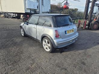 Mini Cooper 1.6 16v picture 2