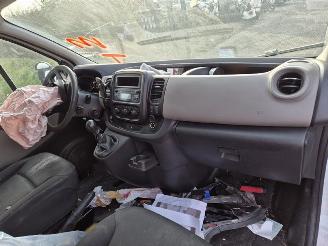 Renault Trafic 1.6 dCi picture 5