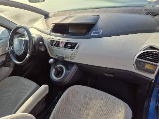 Citroën C4 PICASSO 1.8 16v picture 7