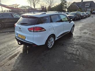 Auto incidentate Renault Clio GrandTour 0.9 TCe 2019/5