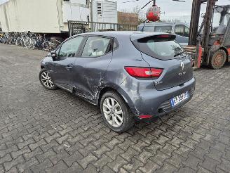 Renault Clio 1.5 cdi picture 2