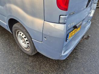 Opel Vivaro 2.5 CDTi DC picture 8