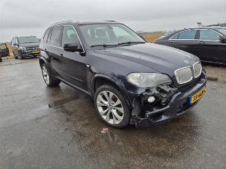 BMW X5 4.8i picture 4