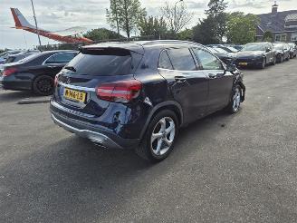 Schadeauto Mercedes GLA 180 2017/8