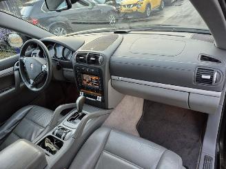 Porsche Cayenne S 4.8 V8 picture 5