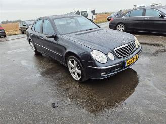 Mercedes E-klasse E 240 picture 4
