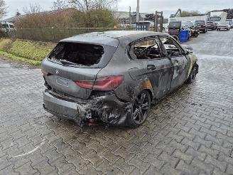 Vrakbiler auto BMW 1-serie 118i 2020/6