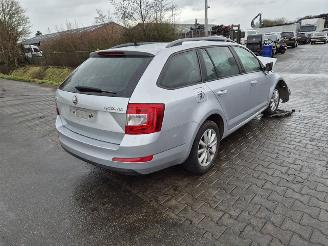 Démontage voiture Skoda Octavia Combi 1.4 TSi 2013/9