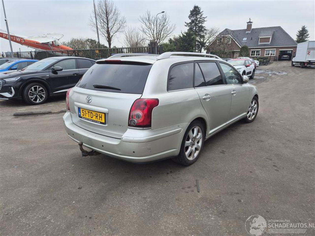 Toyota Avensis wagon  2.4 16v