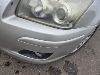 Toyota Avensis wagon  2.4 16v picture 11