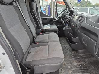 Renault Master 2.3 dCi picture 12