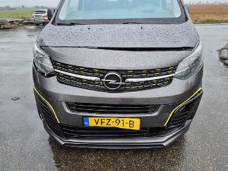 Opel Vivaro 2.0 CDTi 177 DC picture 11