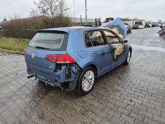 Vrakbiler auto Volkswagen Golf 1.6 TDi 2015/2