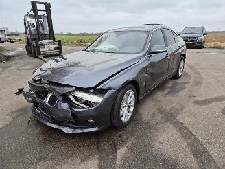 BMW 3-serie GT 330e picture 3