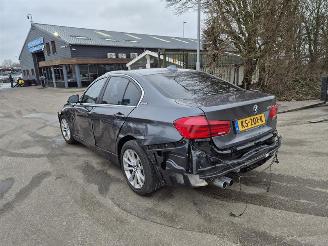 BMW 3-serie GT 330e picture 2