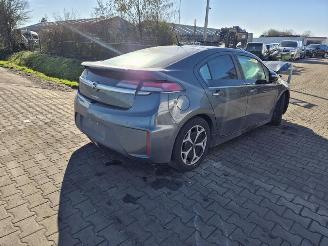 krockskadad bil auto Opel Ampera 1.4 Hybrid 2011/1