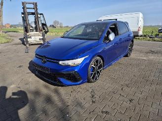 Volkswagen Golf 2.0 TSi R picture 3