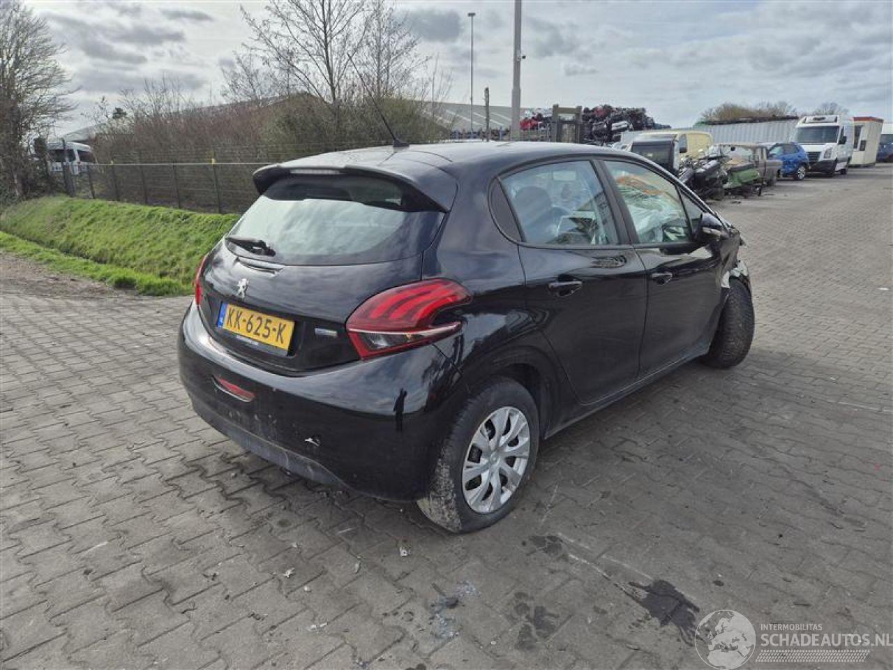 Peugeot 208 1.2 12v
