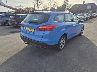 Schadeauto Ford Focus Wagon 1.5 EcoBoost 2016/9