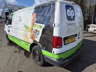 Volkswagen Transporter 2.0 TDi picture 2