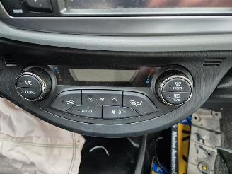 Toyota Yaris 1.5 Hybrid picture 6