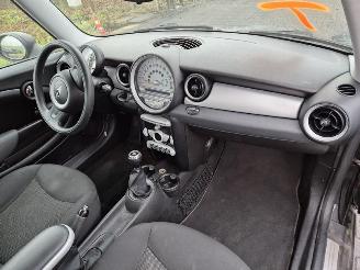 Mini One 1.6 16v picture 5