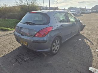 Salvage car Peugeot 308 1.6 VTi 2007/9