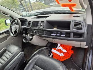 Volkswagen Transporter 2.0 TDi picture 5