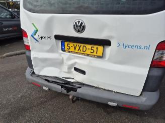 Volkswagen Transporter 2.0 TDi picture 6