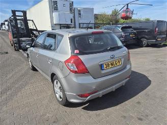Kia Ceed 1.4 picture 2