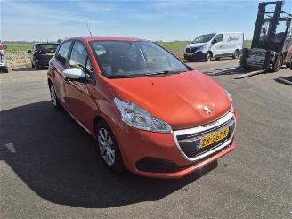 Peugeot 208 1.2 Vti picture 4