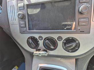 Ford Kuga 2.0 TDci picture 6