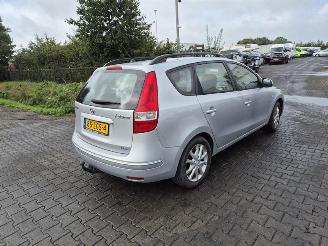 demontáž osobní automobily Hyundai I-30 Crosswagon 1.4 2010/4