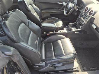 Audi A3 Cabrio 2.0 TDi picture 9