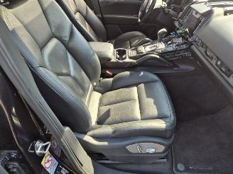 Porsche Cayenne S HYBRID picture 12