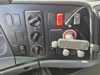 Mercedes Atego 1218 L picture 21