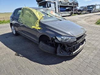 Volkswagen Polo 1.0 TSi picture 4