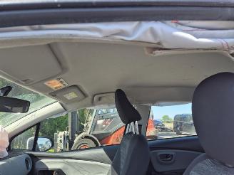 Toyota Yaris 1.33 picture 10