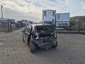 Sloopauto Volkswagen Up! 1.0 12v 2013/9