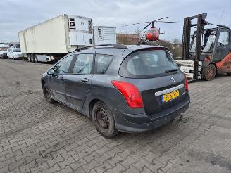 Peugeot 308 SW 1.6 VTi picture 2