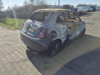 Auto da rottamare Fiat 500E  2022/4