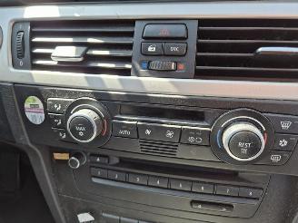 BMW 3-serie 320i Touring picture 8
