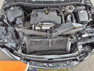 Opel Astra 1.0 Turbo picture 9