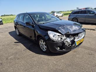Volvo V-60 T3 picture 4