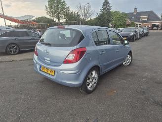 krockskadad bil auto Opel Corsa 1.4 16v 2007/2