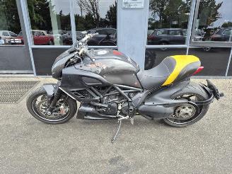  Ducati Diavel CARBON ABS 100 CV 2012/5