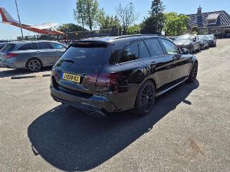Auto incidentate Mercedes C-klasse Estate C-63 AMG 4.0 V8 Biturbo 2016/5